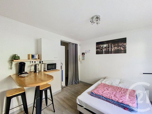 Appartement Studio &agrave; louer - 1 pi&egrave;ce - 19,14 m2 - Clermont Ferrand - 63 - AUVERGNE