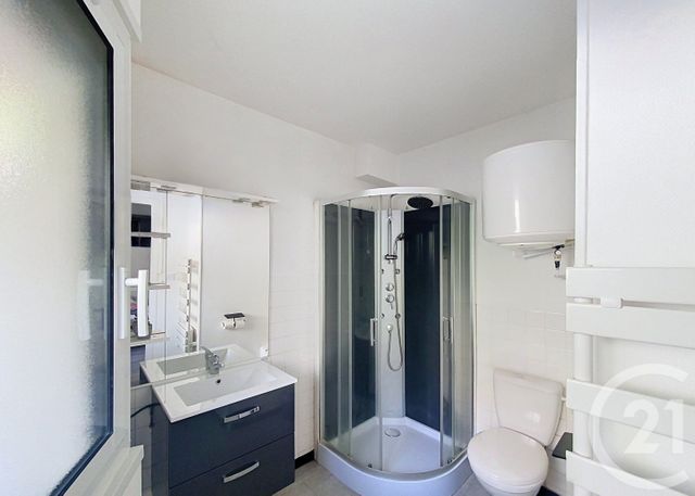 Appartement Studio &agrave; louer - 1 pi&egrave;ce - 19,14 m2 - Clermont Ferrand - 63 - AUVERGNE