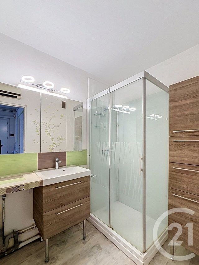 Appartement F3 &agrave; vendre - 3 pi&egrave;ces - 74,11 m2 - Chamalieres - 63 - AUVERGNE