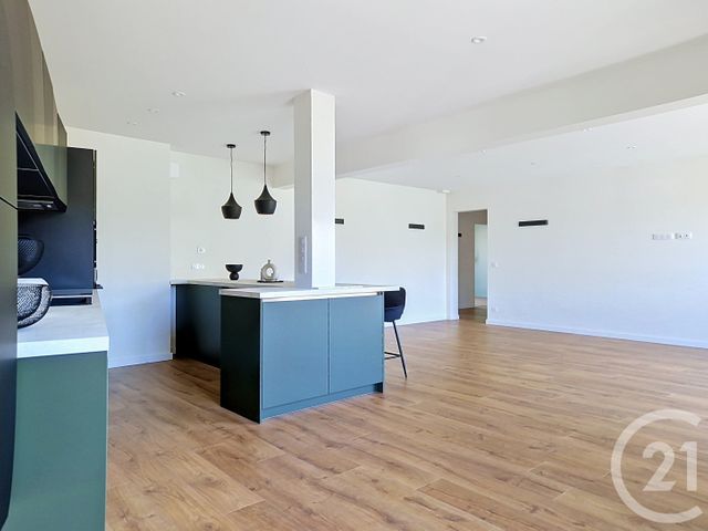 Appartement T6 &agrave; vendre - 5 pi&egrave;ces - 100,52 m2 - Chamalieres - 63 - AUVERGNE
