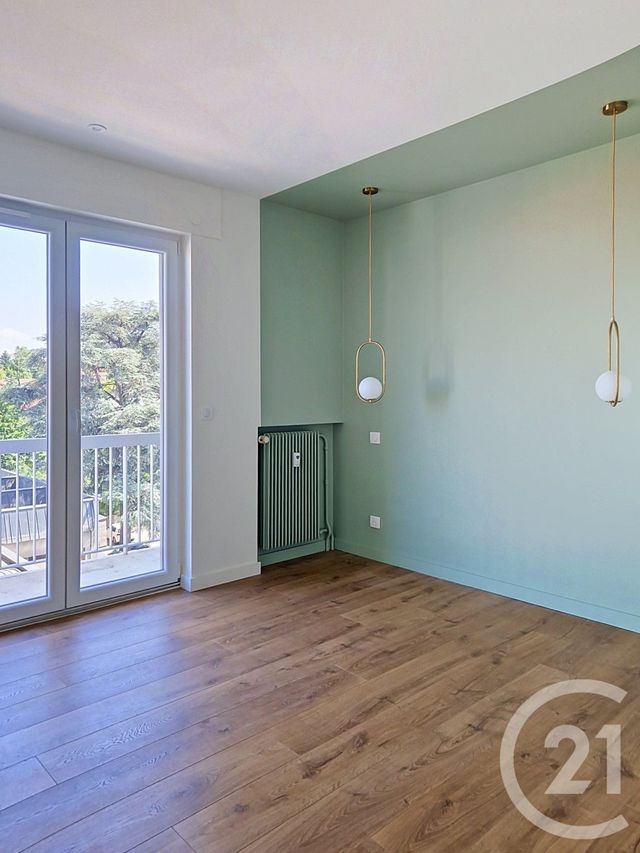 Appartement T6 &agrave; vendre - 5 pi&egrave;ces - 100,52 m2 - Chamalieres - 63 - AUVERGNE