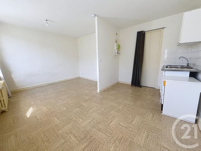 Appartement F1 &agrave; louer - 1 pi&egrave;ce - 20 m2 - Clermont Ferrand - 63 - AUVERGNE