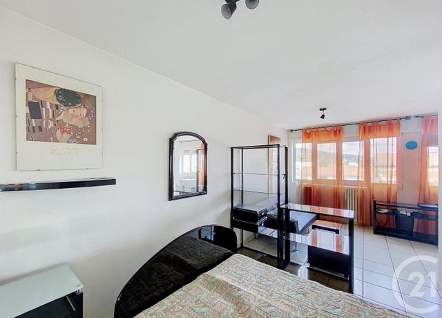 Appartement F1 &agrave; louer - 1 pi&egrave;ce - 32,76 m2 - Royat - 63 - AUVERGNE