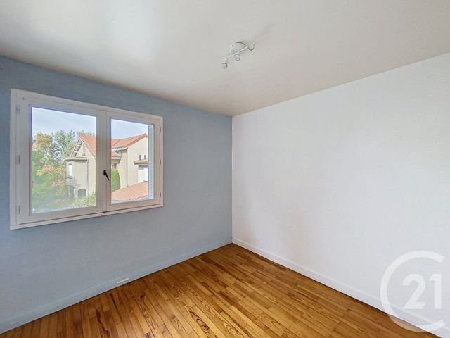 Appartement F3 &agrave; louer - 3 pi&egrave;ces - 79,08 m2 - Beaumont - 63 - AUVERGNE