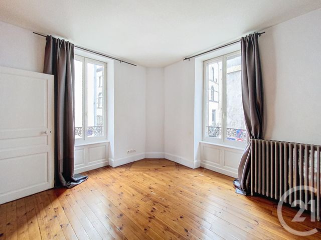 Appartement F3 &agrave; louer - 3 pi&egrave;ces - 76,87 m2 - Clermont Ferrand - 63 - AUVERGNE