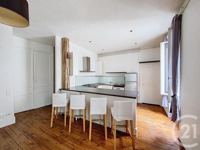 Appartement F3 &agrave; louer - 3 pi&egrave;ces - 76,87 m2 - Clermont Ferrand - 63 - AUVERGNE