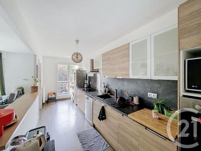 Appartement F3 &agrave; louer - 3 pi&egrave;ces - 66,83 m2 - Clermont Ferrand - 63 - AUVERGNE