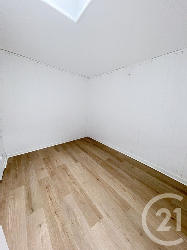 Appartement F1 bis &agrave; vendre - 2 pi&egrave;ces - 24,92 m2 - Clermont Ferrand - 63 - AUVERGNE