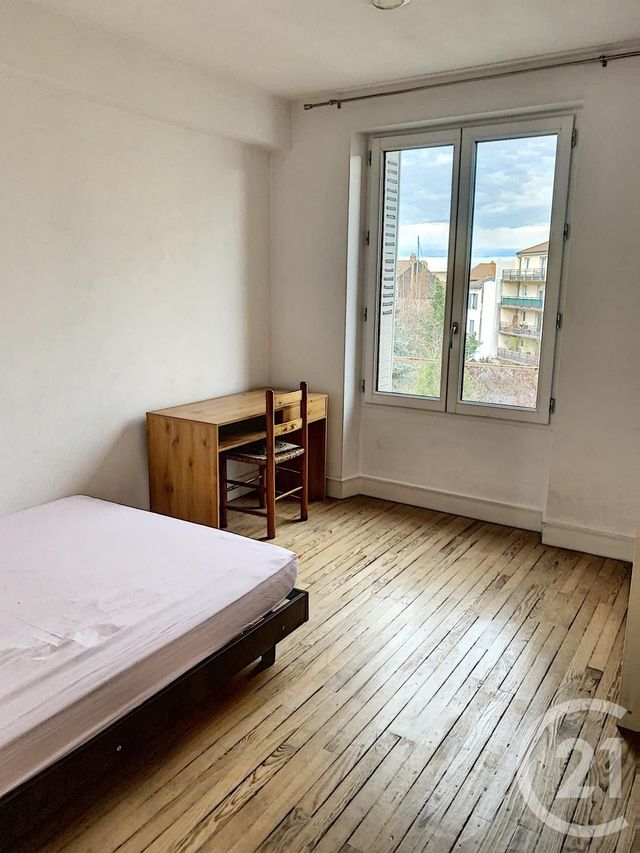 Appartement F4 &agrave; louer - 4 pi&egrave;ces - 72,56 m2 - Clermont Ferrand - 63 - AUVERGNE