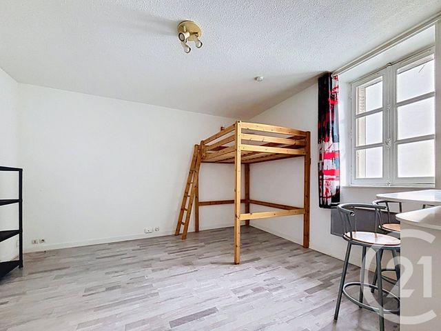 Appartement F1 &agrave; vendre - 1 pi&egrave;ce - 25,80 m2 - Clermont Ferrand - 63 - AUVERGNE