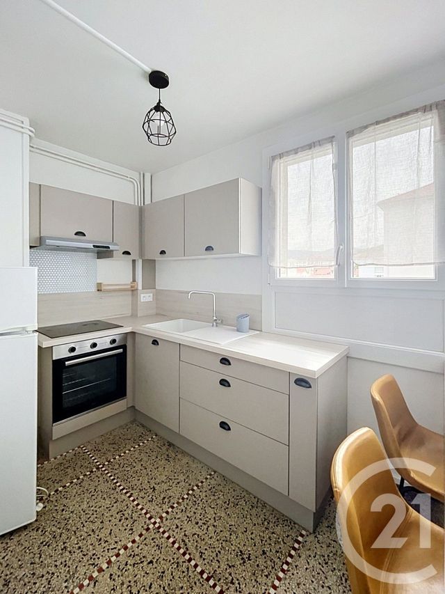 Appartement F3 &agrave; vendre - 3 pi&egrave;ces - 55,62 m2 - Clermont Ferrand - 63 - AUVERGNE