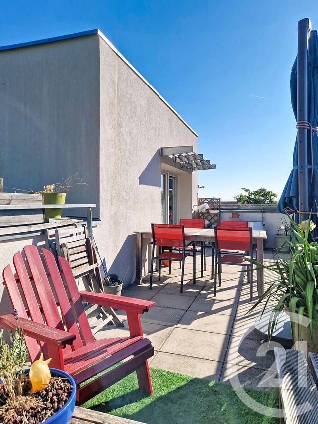 Appartement F4 &agrave; vendre - 4 pi&egrave;ces - 89,76 m2 - Clermont Ferrand - 63 - AUVERGNE
