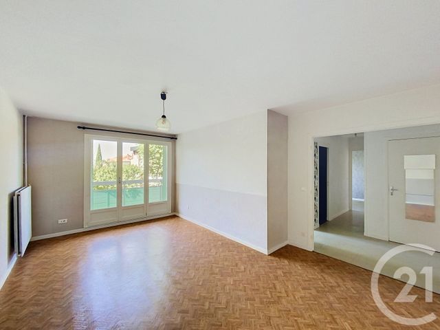 Appartement F3 &agrave; louer - 3 pi&egrave;ces - 59,67 m2 - Beaumont - 63 - AUVERGNE