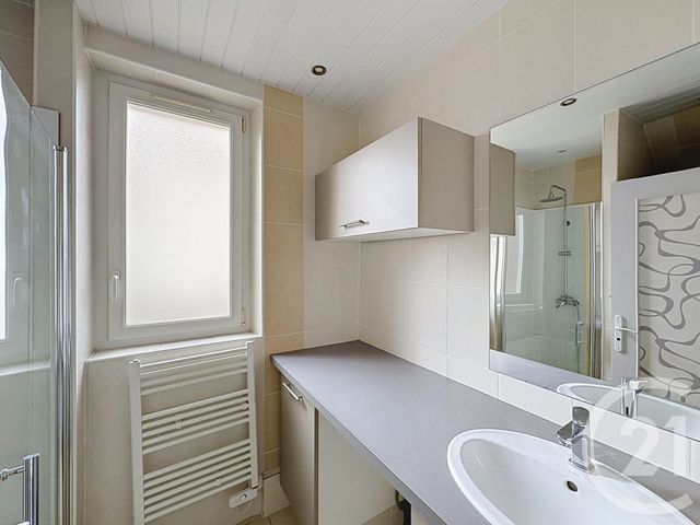 Appartement F3 &agrave; louer - 3 pi&egrave;ces - 51,14 m2 - Clermont Ferrand - 63 - AUVERGNE