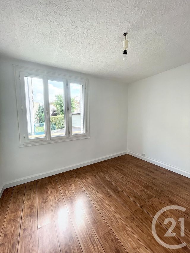 Appartement F3 &agrave; louer - 3 pi&egrave;ces - 59 m2 - Clermont Ferrand - 63 - AUVERGNE