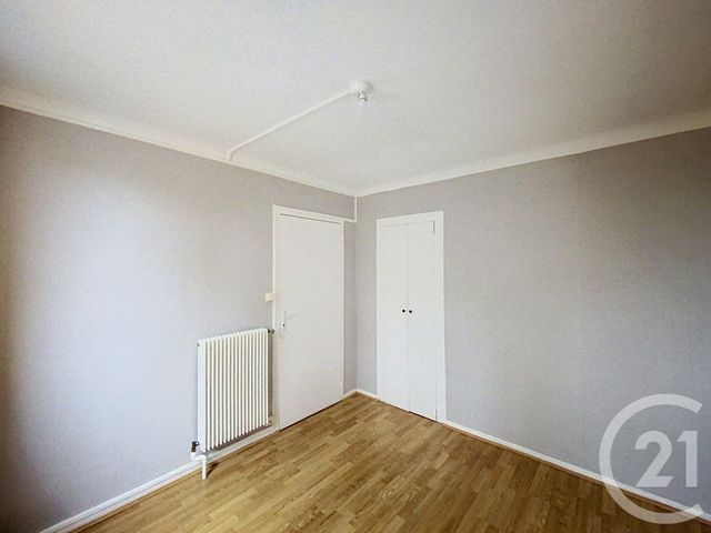 Appartement &agrave; louer - 4 pi&egrave;ces - 66 m2 - Clermont Ferrand - 63 - AUVERGNE