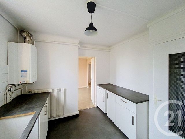 Appartement &agrave; louer - 4 pi&egrave;ces - 66 m2 - Clermont Ferrand - 63 - AUVERGNE