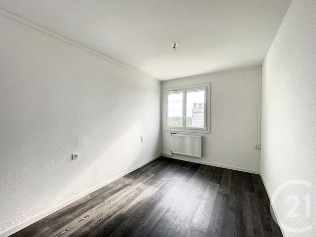 Appartement F3 bis &agrave; louer - 4 pi&egrave;ces - 81,35 m2 - Clermont Ferrand - 63 - AUVERGNE