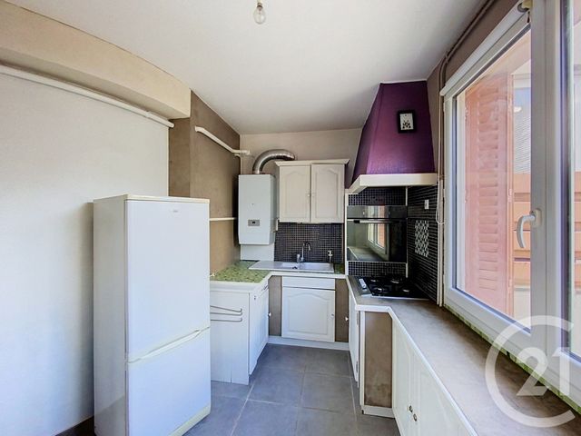 Appartement F3 &agrave; louer - 3 pi&egrave;ces - 69,27 m2 - Clermont Ferrand - 63 - AUVERGNE