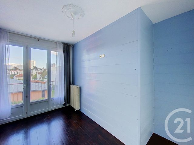 Appartement F3 &agrave; louer - 3 pi&egrave;ces - 69,27 m2 - Clermont Ferrand - 63 - AUVERGNE