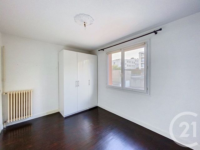 Appartement F3 &agrave; louer - 3 pi&egrave;ces - 69,27 m2 - Clermont Ferrand - 63 - AUVERGNE