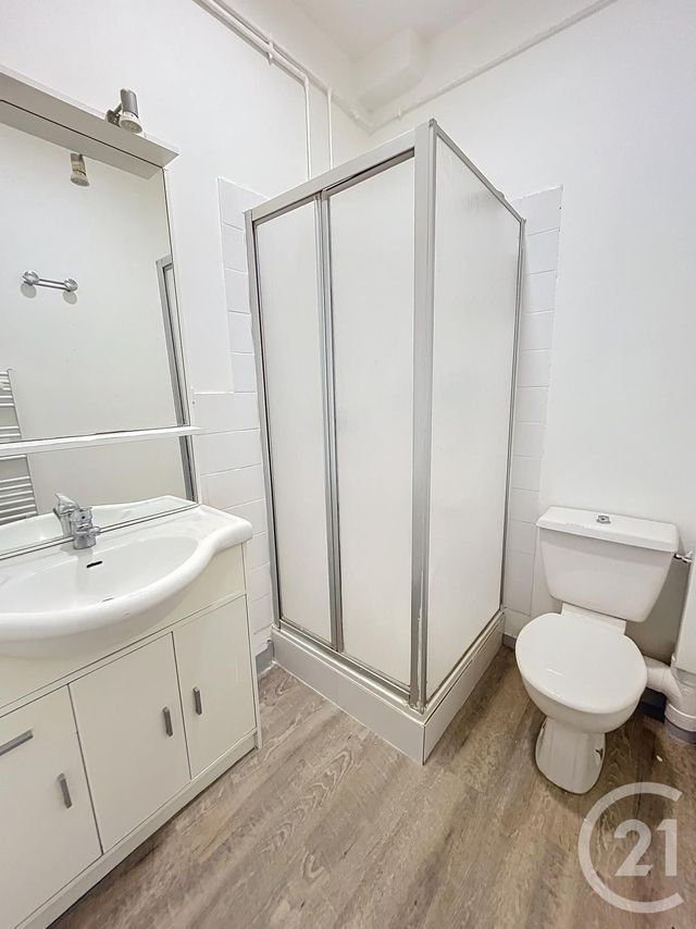 Maison &agrave; louer - 2 pi&egrave;ces - 45 m2 - Clermont Ferrand - 63 - AUVERGNE