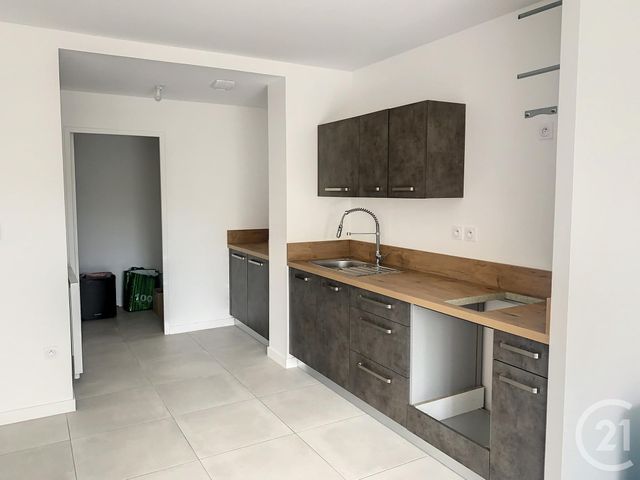 Appartement F2 &agrave; louer - 2 pi&egrave;ces - 52,25 m2 - Clermont Ferrand - 63 - AUVERGNE