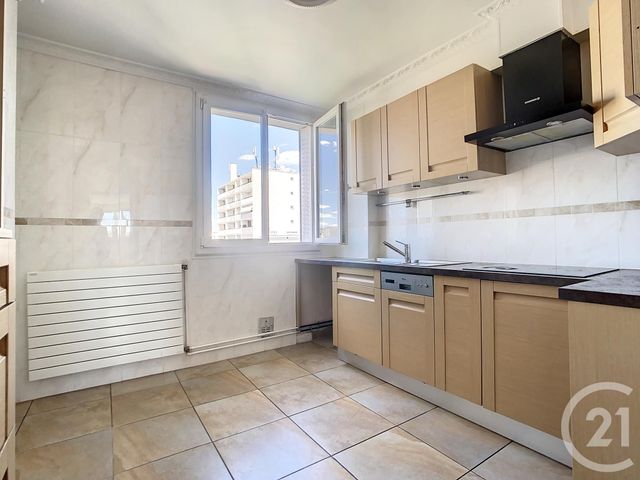 Appartement F4 à vendre - 4 pièces - 62,07 m2 - Ivry Sur Seine - 94 - ILE-DE-FRANCE