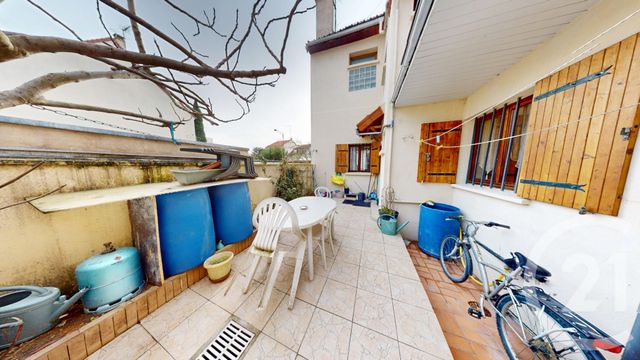 Maison &agrave; vendre - 5 pi&egrave;ces - 95,94 m2 - Ivry Sur Seine - 94 - ILE-DE-FRANCE