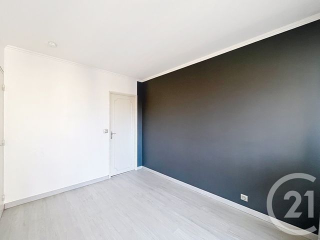 Appartement F2 &agrave; louer - 2 pi&egrave;ces - 44,01 m2 - Ivry Sur Seine - 94 - ILE-DE-FRANCE