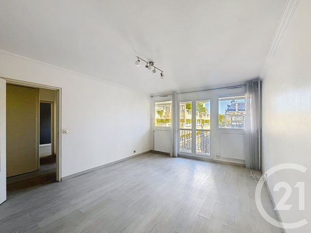 Appartement F2 &agrave; louer - 2 pi&egrave;ces - 44,01 m2 - Ivry Sur Seine - 94 - ILE-DE-FRANCE
