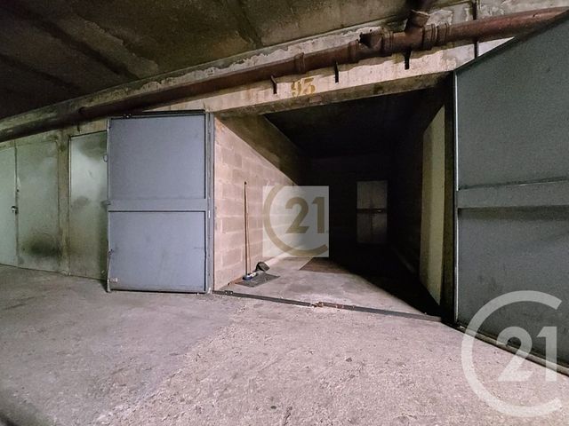 Parking à vendre - 12,42 m2 - Ivry Sur Seine - 94 - ILE-DE-FRANCE