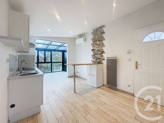 Maison &agrave; louer - 1 pi&egrave;ce - 27,56 m2 - Orly - 94 - ILE-DE-FRANCE