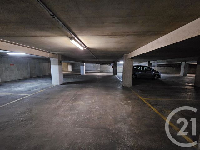 Parking &agrave; vendre - 13,50 m2 - Ivry Sur Seine - 94 - ILE-DE-FRANCE