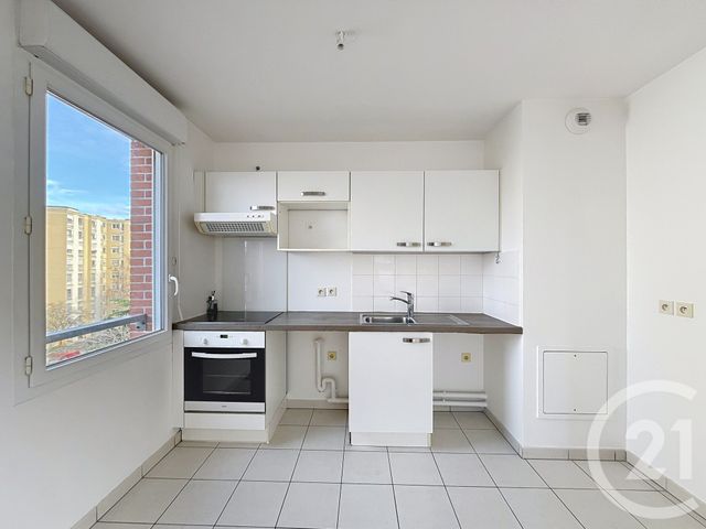 Appartement F3 &agrave; louer - 3 pi&egrave;ces - 58,74 m2 - Vitry Sur Seine - 94 - ILE-DE-FRANCE