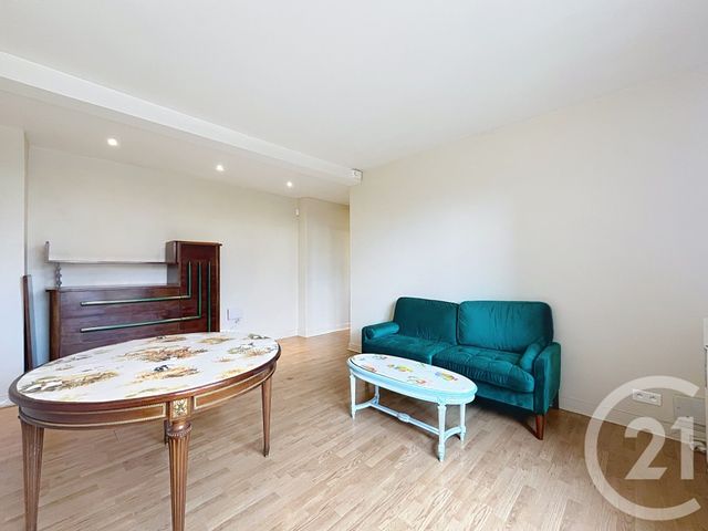 Appartement F3 &agrave; louer - 3 pi&egrave;ces - 53,93 m2 - Vitry Sur Seine - 94 - ILE-DE-FRANCE