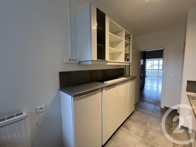 Appartement F4 &agrave; louer - 4 pi&egrave;ces - 84,84 m2 - Ivry Sur Seine - 94 - ILE-DE-FRANCE