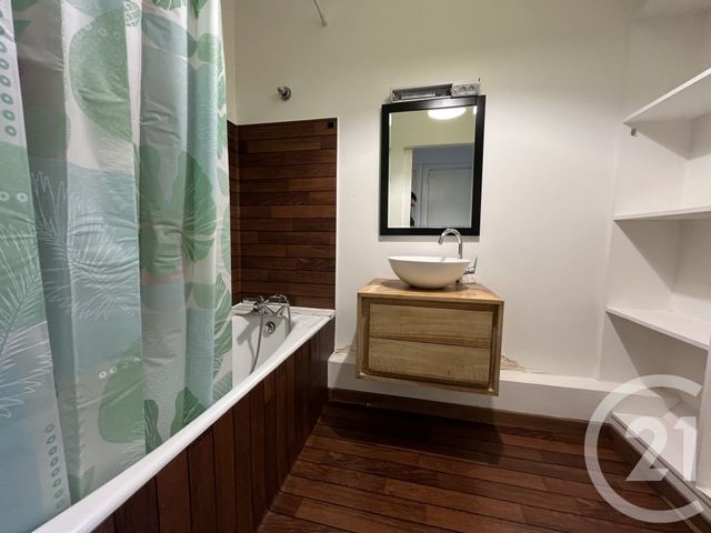 Appartement F4 &agrave; louer - 4 pi&egrave;ces - 84,84 m2 - Ivry Sur Seine - 94 - ILE-DE-FRANCE