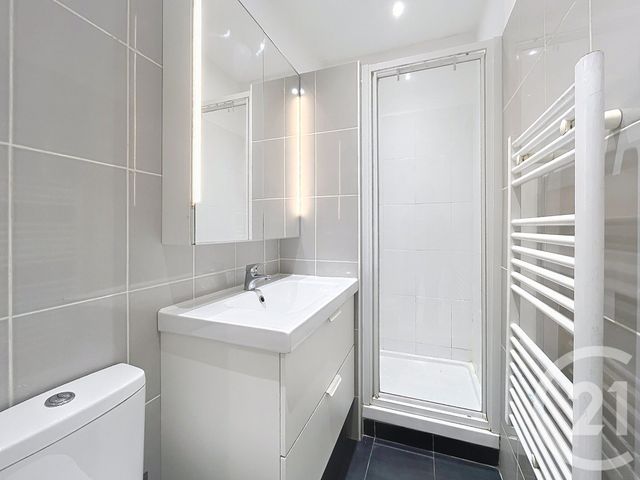 Appartement Studio &agrave; louer - 1 pi&egrave;ce - 25,01 m2 - Ivry Sur Seine - 94 - ILE-DE-FRANCE