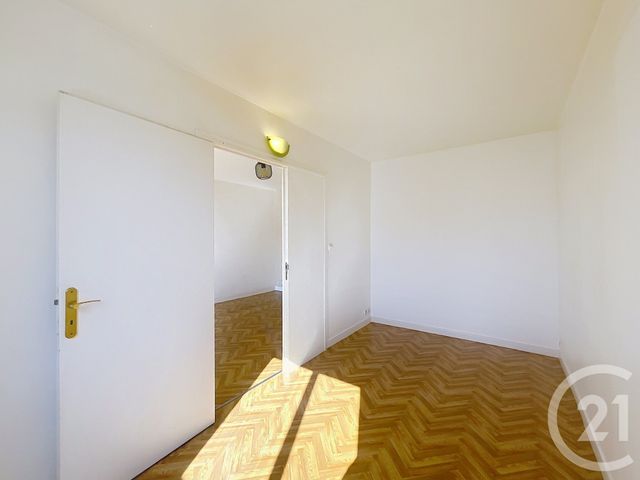 Appartement F2 &agrave; louer - 2 pi&egrave;ces - 37,72 m2 - Ivry Sur Seine - 94 - ILE-DE-FRANCE