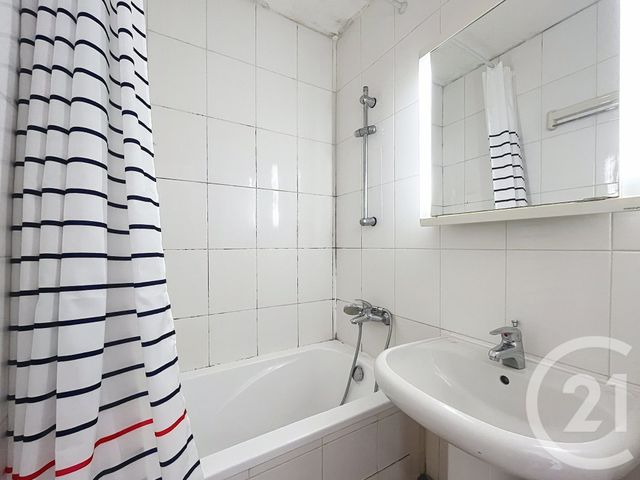 Appartement F2 &agrave; louer - 2 pi&egrave;ces - 37,72 m2 - Ivry Sur Seine - 94 - ILE-DE-FRANCE