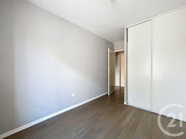 Appartement F3 &agrave; louer - 3 pi&egrave;ces - 58,13 m2 - Ivry Sur Seine - 94 - ILE-DE-FRANCE