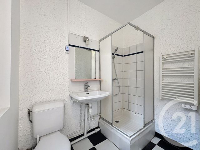 Appartement F2 &agrave; louer - 2 pi&egrave;ces - 32,98 m2 - Ivry Sur Seine - 94 - ILE-DE-FRANCE