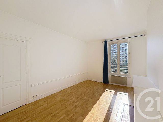 Appartement F2 &agrave; louer - 2 pi&egrave;ces - 32,98 m2 - Ivry Sur Seine - 94 - ILE-DE-FRANCE