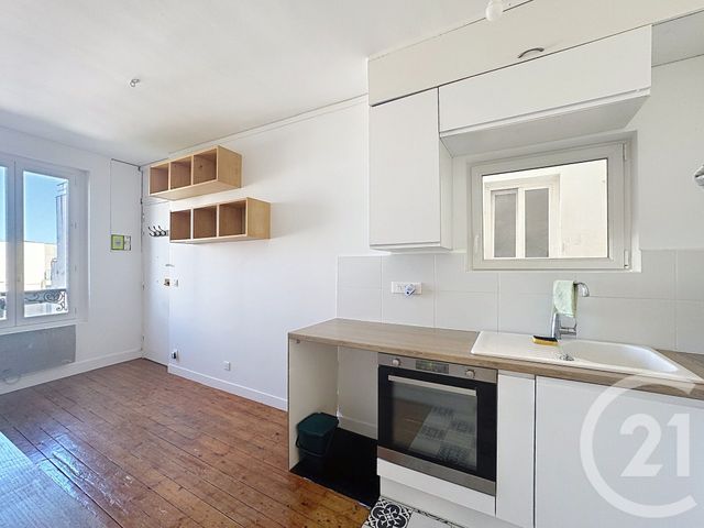 Appartement F2 &agrave; louer - 2 pi&egrave;ces - 32,98 m2 - Ivry Sur Seine - 94 - ILE-DE-FRANCE