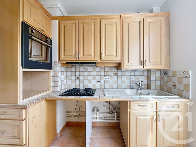 Appartement Duplex &agrave; louer - 6 pi&egrave;ces - 100,10 m2 - Vitry Sur Seine - 94 - ILE-DE-FRANCE