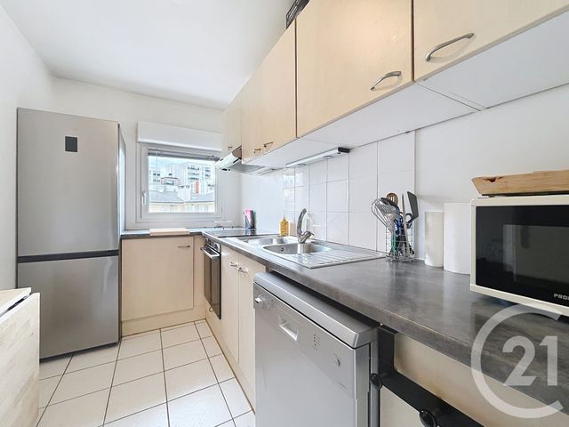 Appartement F3 &agrave; louer - 3 pi&egrave;ces - 59,41 m2 - Vitry Sur Seine - 94 - ILE-DE-FRANCE