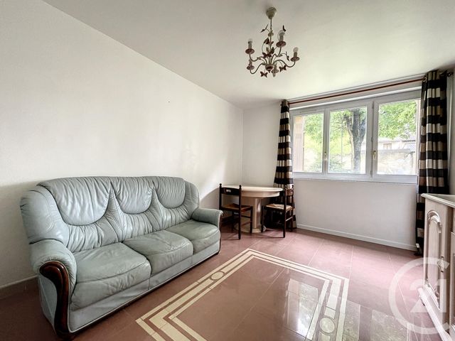 Appartement F3 &agrave; louer - 3 pi&egrave;ces - 50,64 m2 - Ivry Sur Seine - 94 - ILE-DE-FRANCE