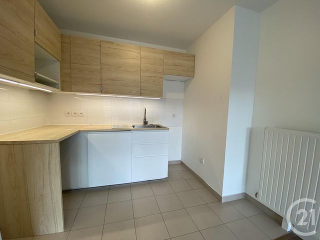 Appartement F2 &agrave; louer - 2 pi&egrave;ces - 45,15 m2 - Ivry Sur Seine - 94 - ILE-DE-FRANCE