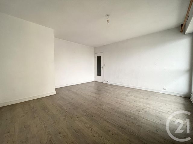 Appartement F1 &agrave; louer - 1 pi&egrave;ce - 33,82 m2 - Ivry Sur Seine - 94 - ILE-DE-FRANCE
